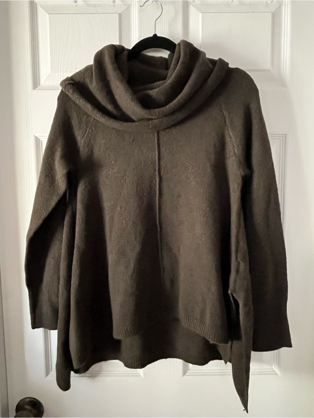 Yes Lola SzM Cowl Neck Women's Sweater, Dark Olive